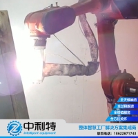 金属板自动焊接机器人