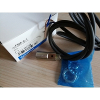 F92A-C-1 2M 传感器耦合器OMRON传感器